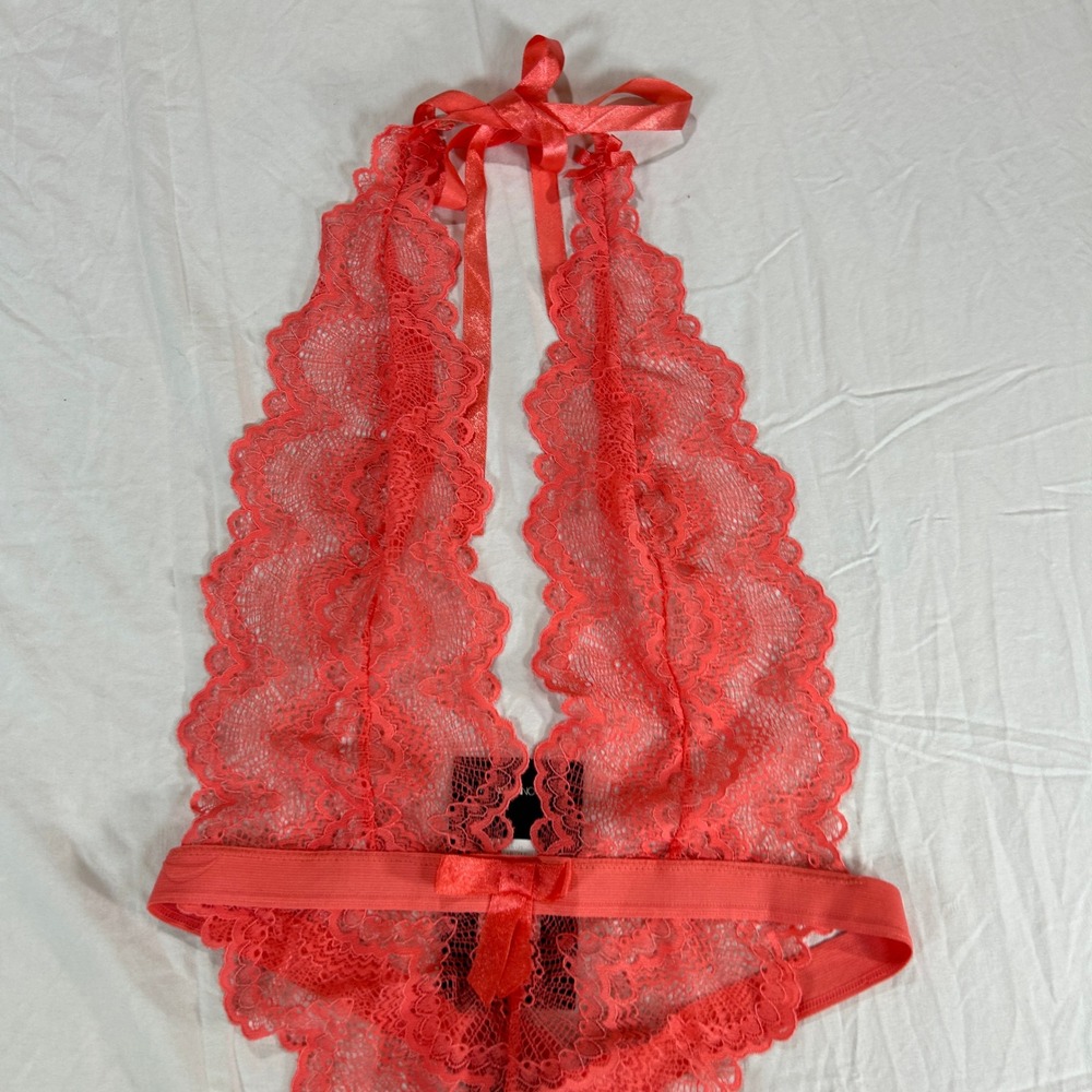 Fashion Nova Your Desire Is Mine Lace Teddy Coral Halter Lingerie S/M NEW - Picture 2 of 11